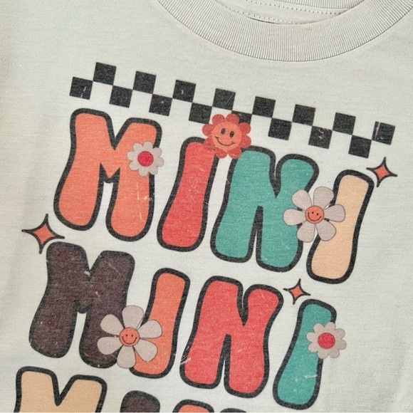 New Boutique Girls Dinosaur Dress - Picture 3 of 3